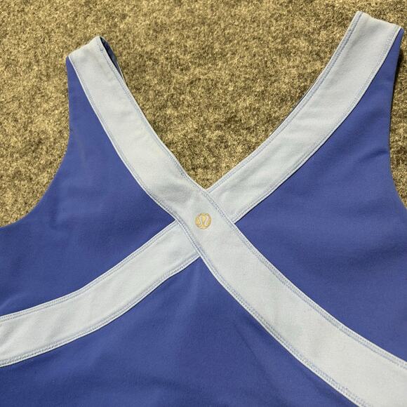 Lululemon Cross-Back Tank Top Blue Light Blue Trim Size Small - Picture 2 of 7